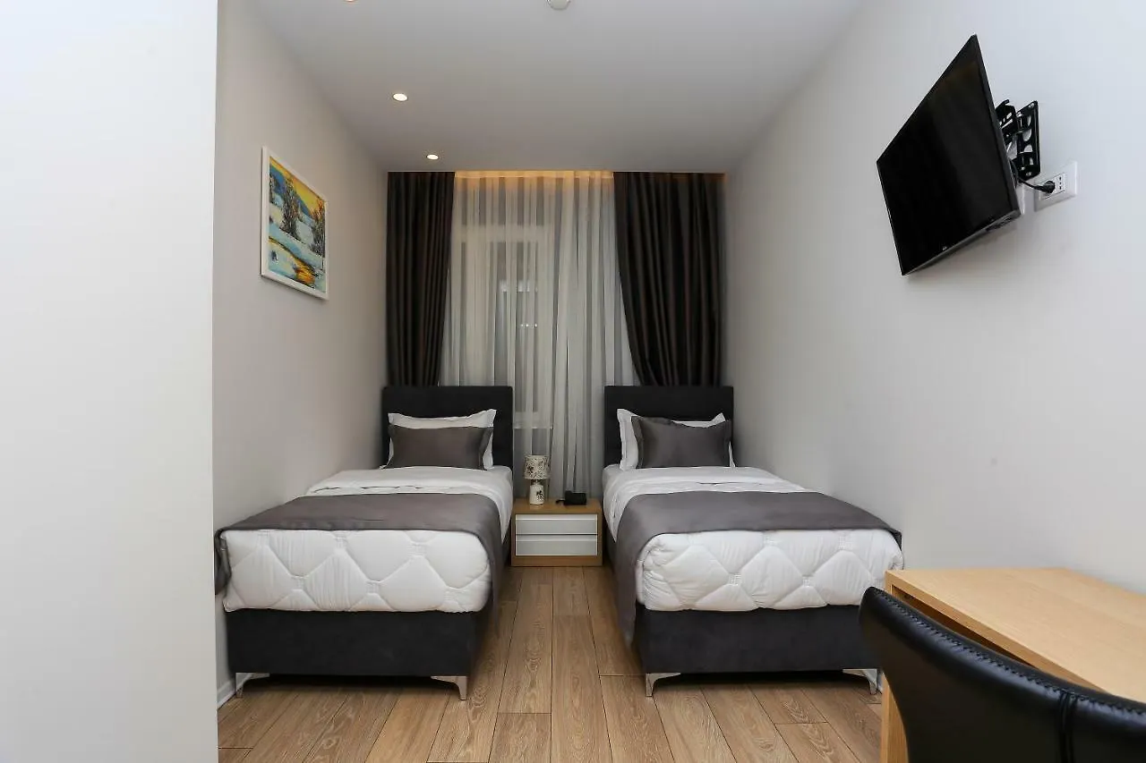 Emerald Boutique Hotel Tirana